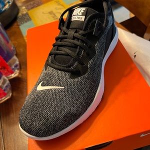 Womens Nike Flex Trainer 9